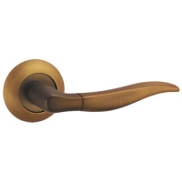 Ручка дверная Punto - Pelican (3 цвета)